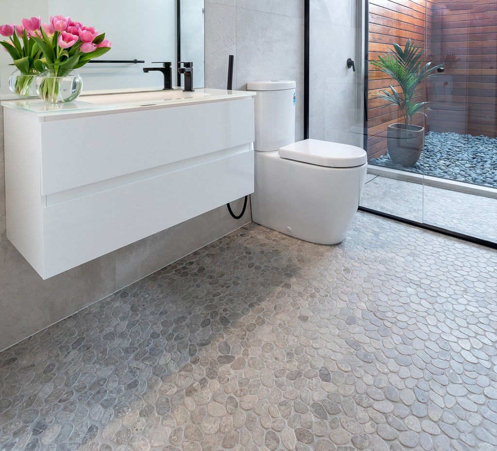 VOLCANO GREY, COBBLES - Hawaii Stone