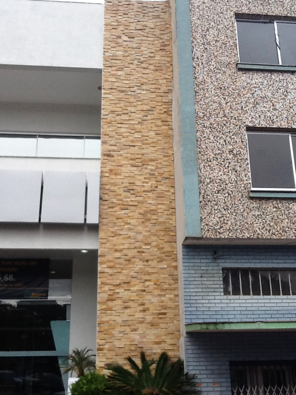 cladding-quartzite-daffodil-yellow-rustic-stacked-III-stone-0803-hawaiii-stone-imports