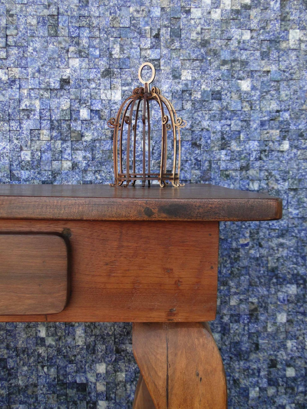 cladding-granite-blue-bahia-mini-squared-II-0803-hawaii-stone-imports